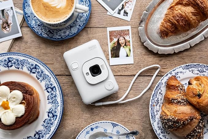 Fujifilm Mini LiPlay Hybrid Instant Camera