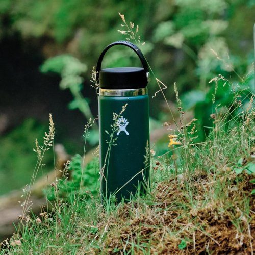 Hydro Flask Water Bottle - Insulated Stainless Steel - Wide Mouth Flex Lid, Non Spill, Leakproof and Refillable in 32 Oz Reef Pink
