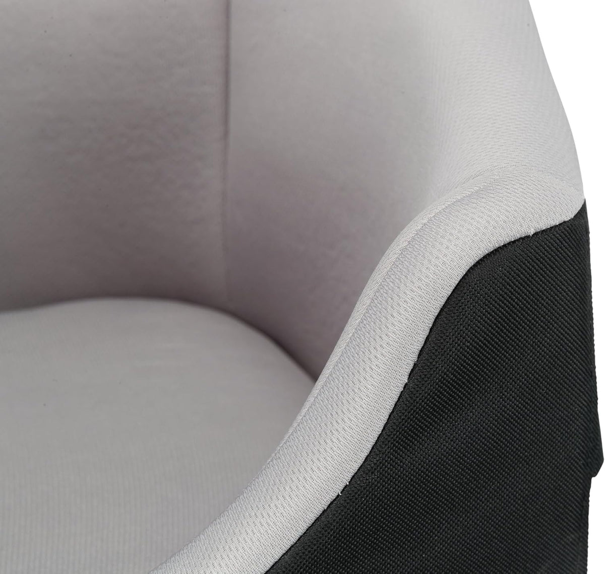 Trixie Max Dog Car Seat 17.7 × 16.5 × 15.4 in – Booster Seat with Safety Tether, Non-Slip Bottom & Outside Pockets – Convertible Travel Bed with Washable Cushion
