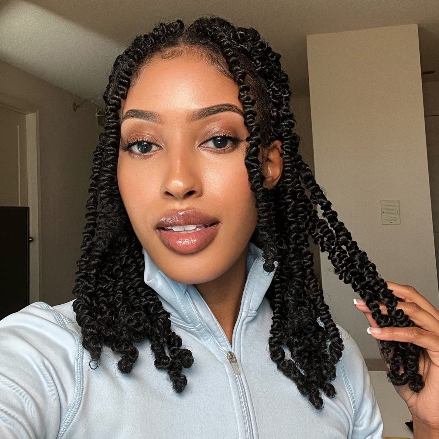 Toyotress Bob Spring Twist Hair - 8 Inch 7 Pcs #1 Black (140 Strands) Cute & Versatile Pre-Twisted Spring Twists Crochet Braids