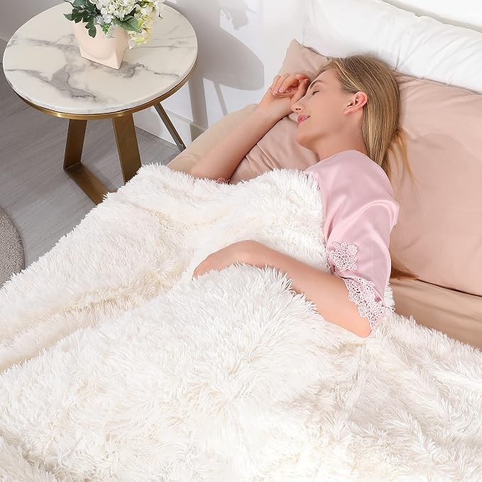 Tuddrom Decorative Extra Soft Faux Fur Blanket Twin Size 70" x 78", Solid