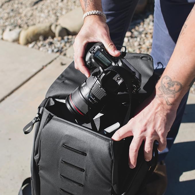 Peak Design Everyday Backpack 30L, MagLatch Top, Dual Side Access, FlexFold