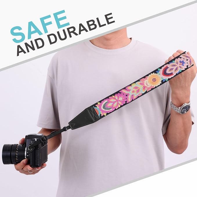 Padwa Lifestyle Colorful Knit Camera Strap