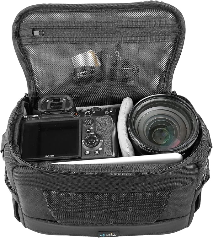 Vanguard VEO Adaptor 24M Camera Shoulder Bag