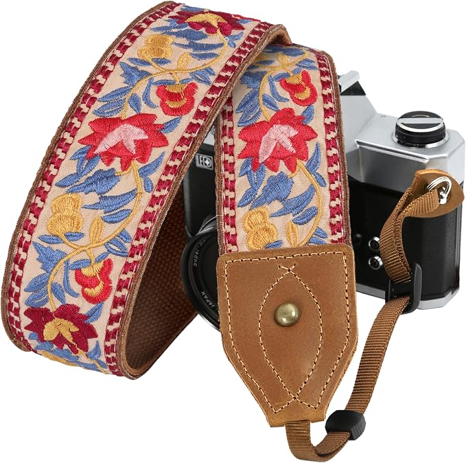 Padwa Lifestyle 2" Wide Classic Crazy Horse Art Cowhide Head Cotton Camera