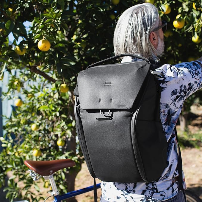 Peak Design Everyday Backpack 30L, MagLatch Top, Dual Side Access, FlexFold