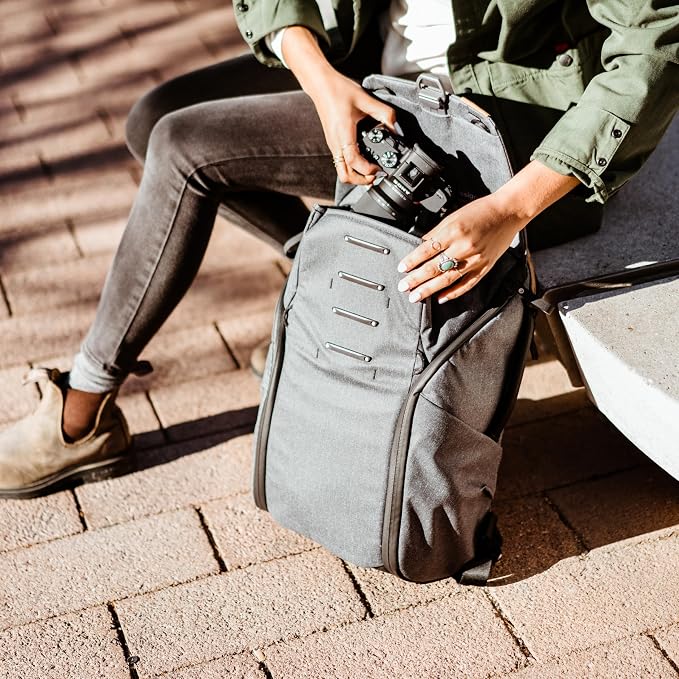 Peak Design Everyday Backpack 20L, MagLatch Top, Dual Side Access, FlexFold
