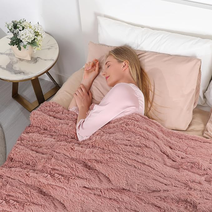 Tuddrom Decorative Extra Soft Faux Fur Blanket Twin Size 70" x 78", Solid