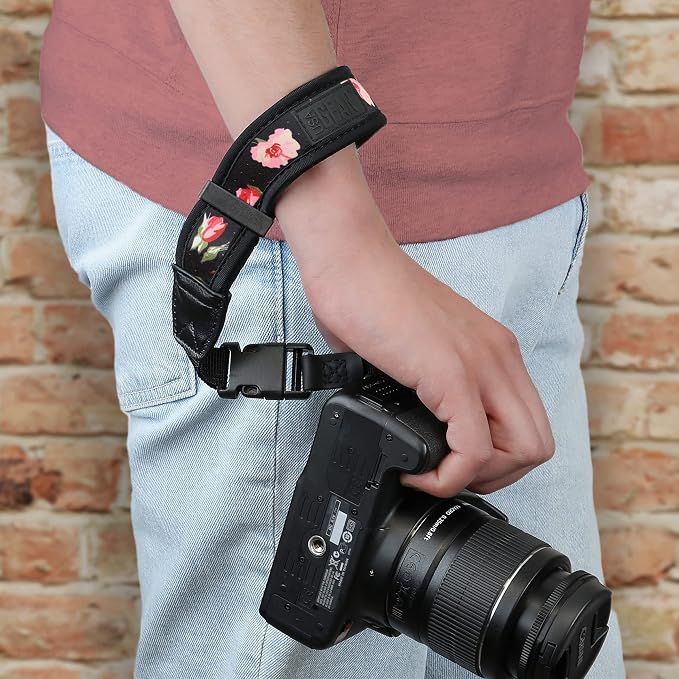 USA GEAR Camera Wrist Strap