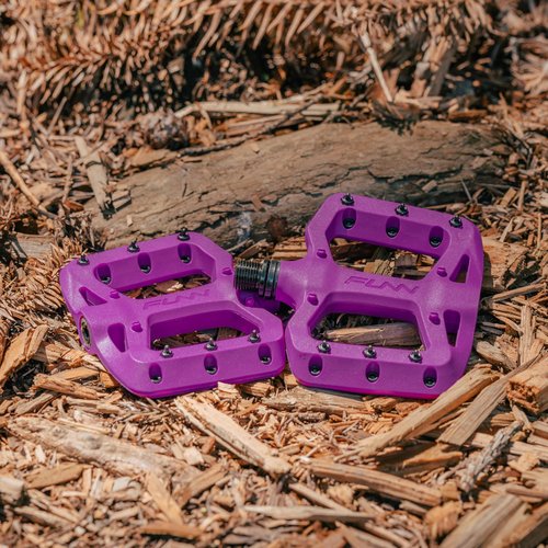 Funn Taipan S Glass Fiber Reinforced Thermoplastic Bike Pedals with 9/16-inch CrMo Axles for MTB/BMX/Urban/Gravel Riding, Suitable for Youth, Kids and Young Riders (Purple)