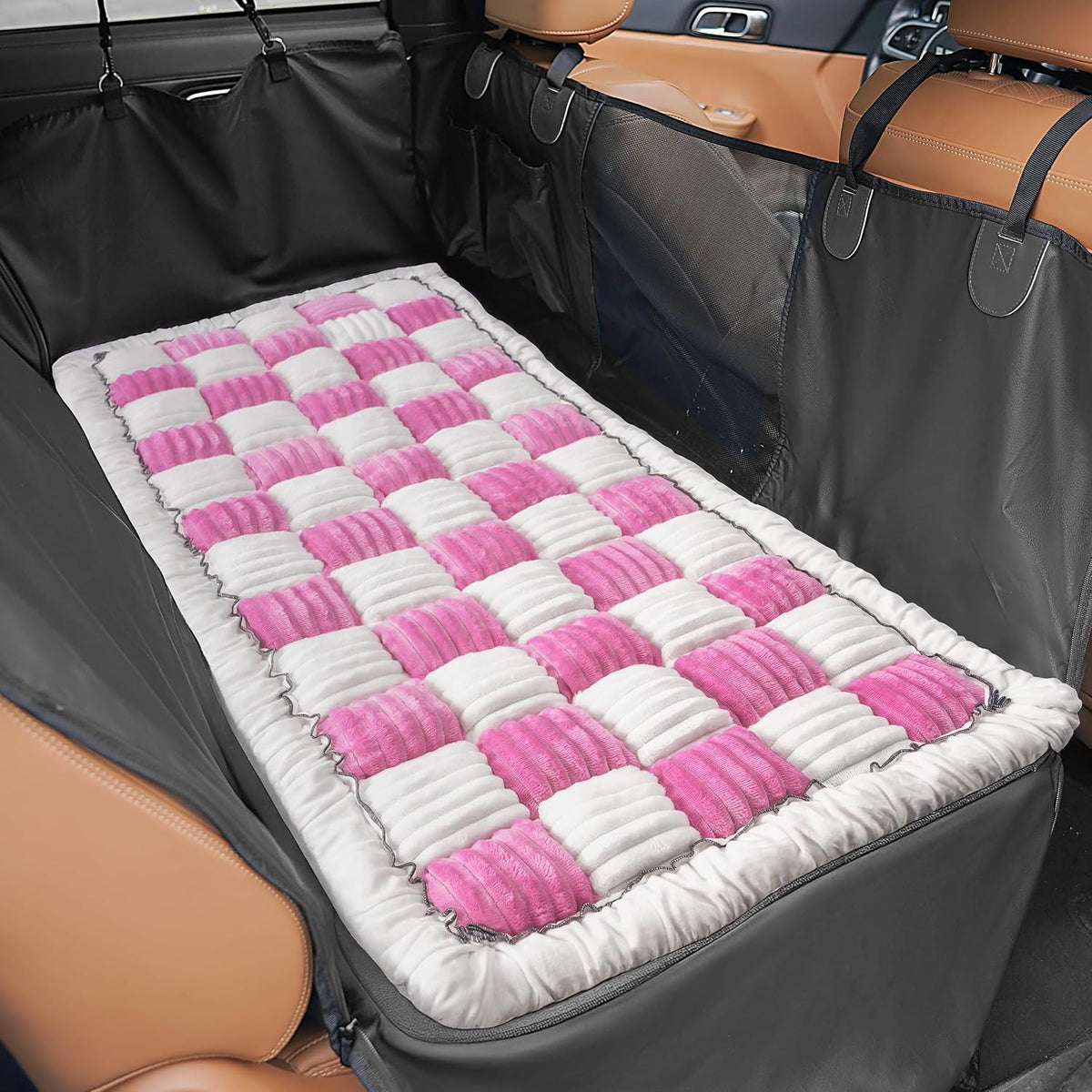 HiPetpy Backseat Dog Bed Mat, Non-Slip Dog Bed for Car Back Seat, Soft & Cozy Dogs Blanket, Washable Travel Pet Mat Seat Protector for Cars, SUVs, Trucks (Pink/White, 51.1" L x 23.6" W x 1.5" Th)