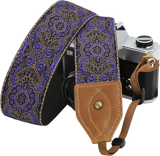 Padwa Lifestyle 2" Wide Classic Crazy Horse Art Cowhide Head Cotton Camera