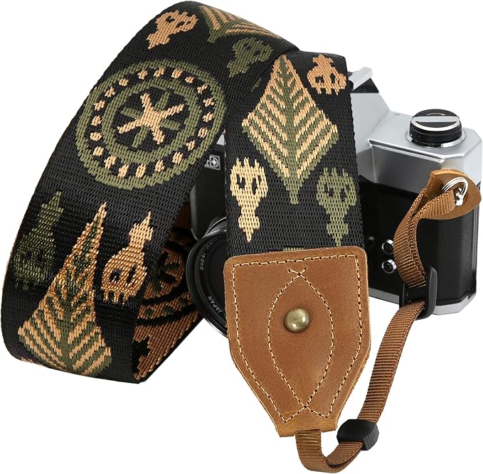 Padwa Lifestyle 2" Wide Classic Crazy Horse Art Cowhide Head Cotton Camera