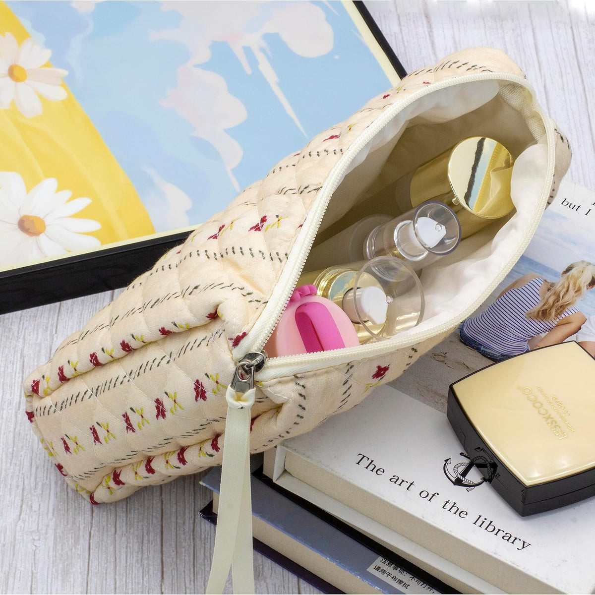 Quilted Makeup Pouch for Women, Travel Cosmetic&Toiletry Bag,Flower Beige