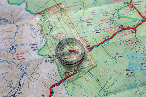 Coghlan's Deluxe Map Compass for Navigation, Orienteering, Hiking, Backpacking, Camping, and Outdoor Survival – Durable Design with Easy-to-Read Rotating Dial and Magnifying Viewer