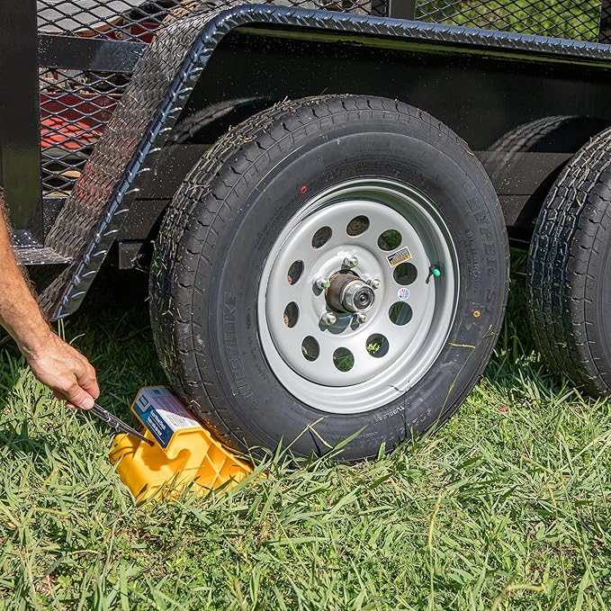 Camco Super Wheel Chock w/Rope - Large, Heavy Duty Trailer Wheel Chock Constructed of Durable Plastic - Features Rope Handle for Easy Removal - Use w/Tires Up to 29-inches – 44475